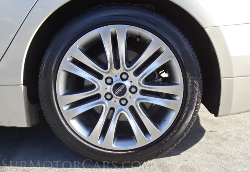 2015 Lincoln MKZ - Image 17