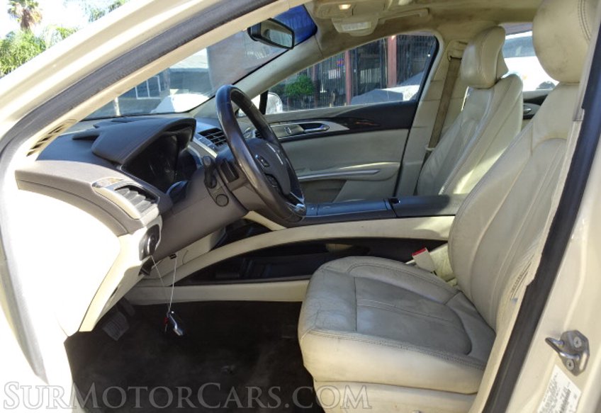 2015 Lincoln MKZ - Image 27