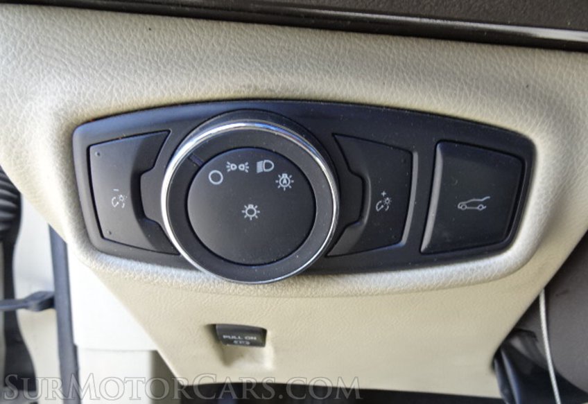 2015 Lincoln MKZ - Image 38