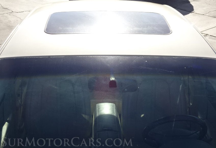 2015 Lincoln MKZ - Image 13