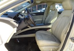 2015 Lincoln MKZ - Image 25