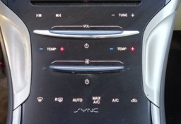 2015 Lincoln MKZ - Image 45