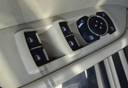 2015 Lincoln MKZ - Image 41