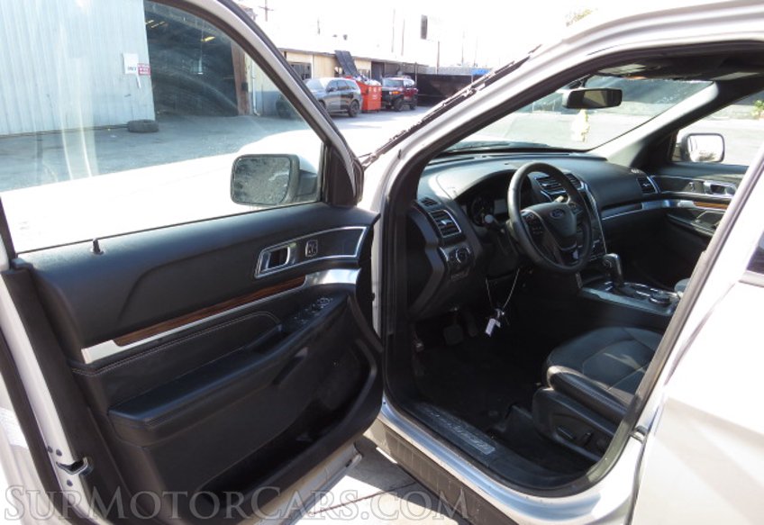 2019 Ford Explorer - Image 22