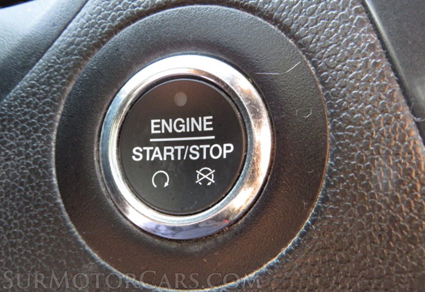 2019 Ford Explorer - Image 40