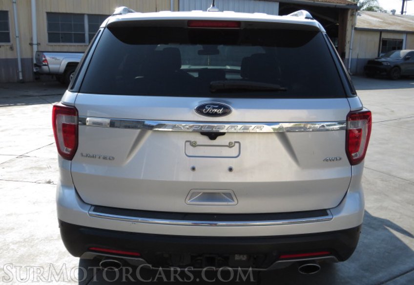 2019 Ford Explorer - Image 10