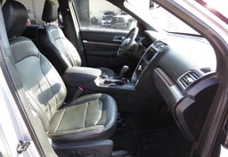 2019 Ford Explorer - Image 27