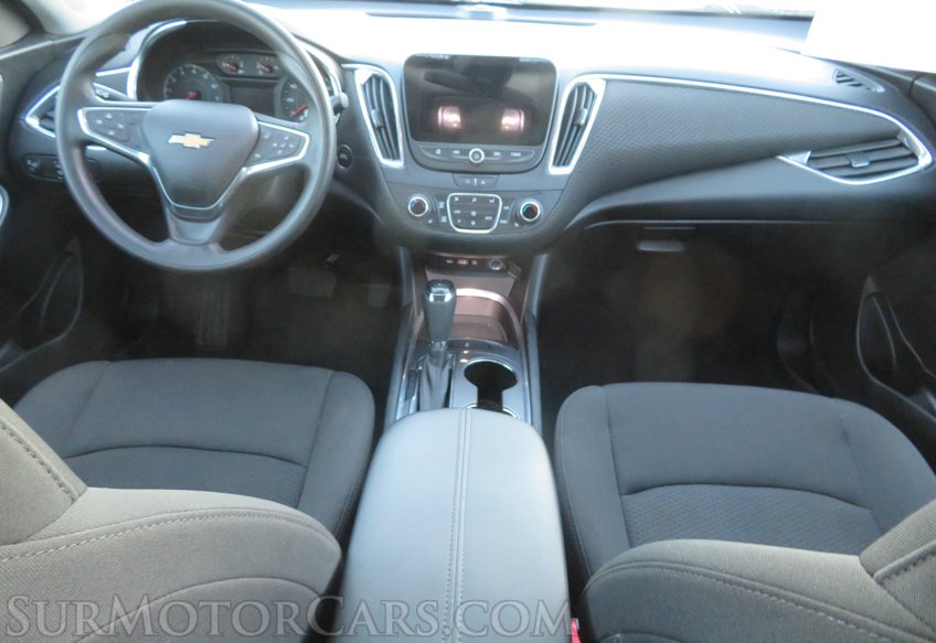 2020 Chevrolet Malibu - Image 24