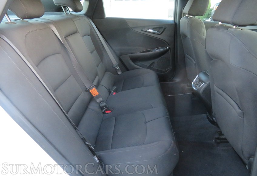 2020 Chevrolet Malibu - Image 27