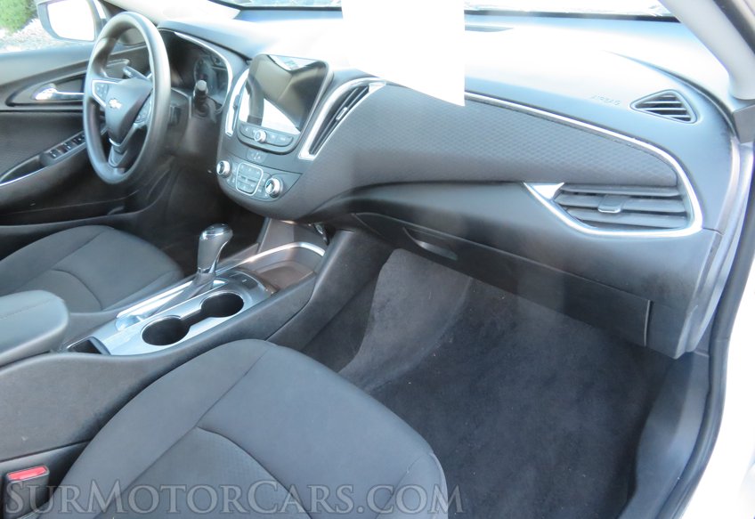 2020 Chevrolet Malibu - Image 23