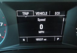 2020 Chevrolet Malibu - Image 30