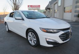 2020 Chevrolet Malibu - Image 2