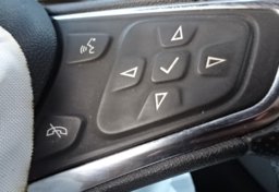 2019 Chevrolet Equinox - Image 18