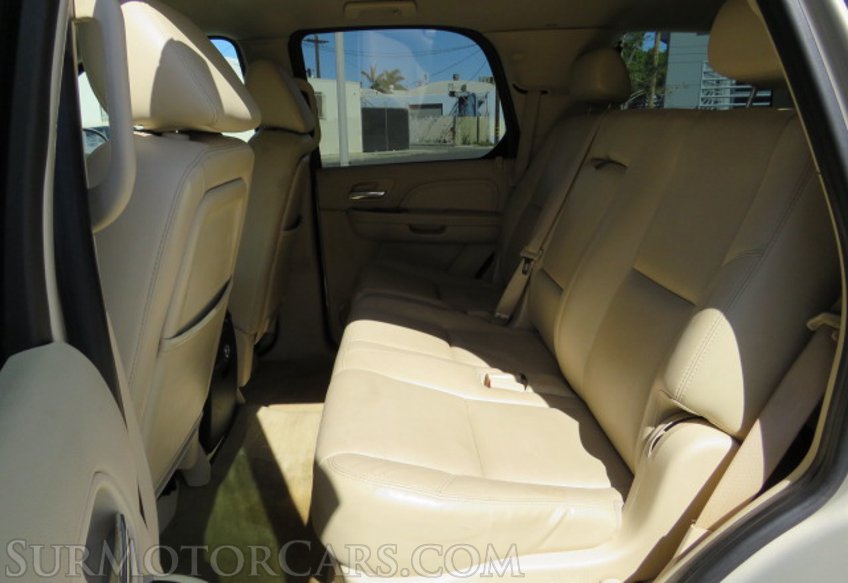 2007 Cadillac Escalade - Image 31