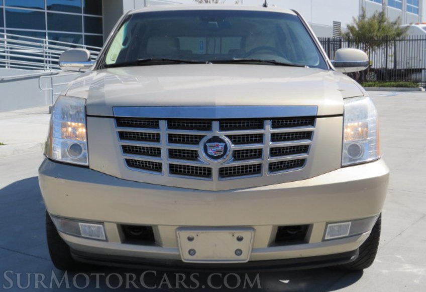 2007 Cadillac Escalade - Image 11