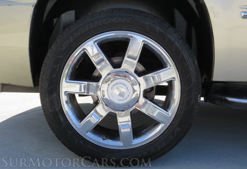 2007 Cadillac Escalade - Image 19