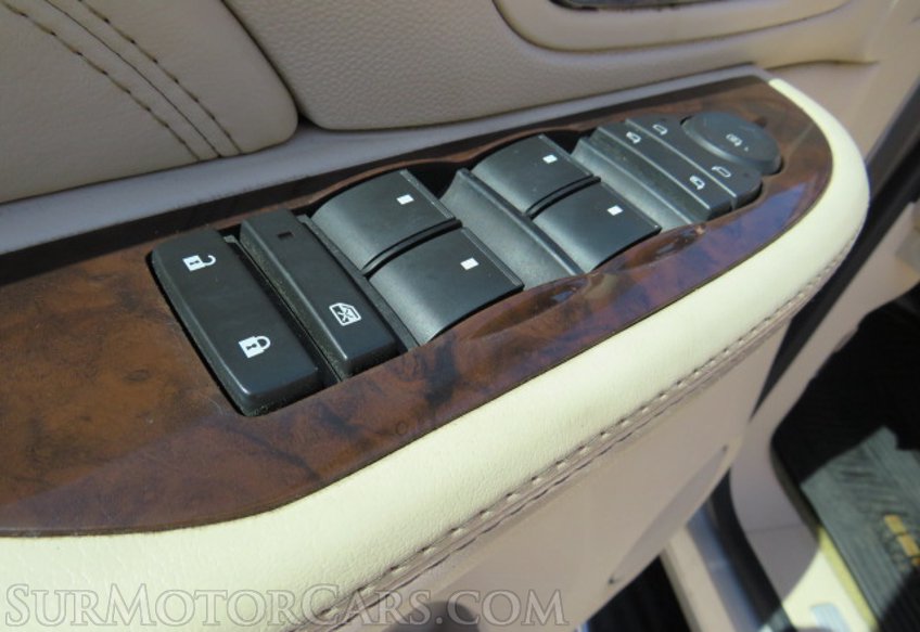 2007 Cadillac Escalade - Image 46
