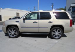 2007 Cadillac Escalade - Image 14