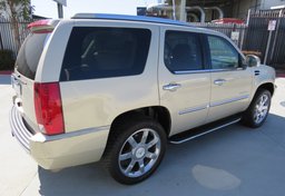 2007 Cadillac Escalade - Image 7