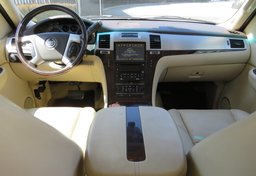 2007 Cadillac Escalade - Image 37