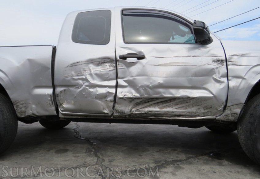 2018 Toyota Tacoma - Image 15