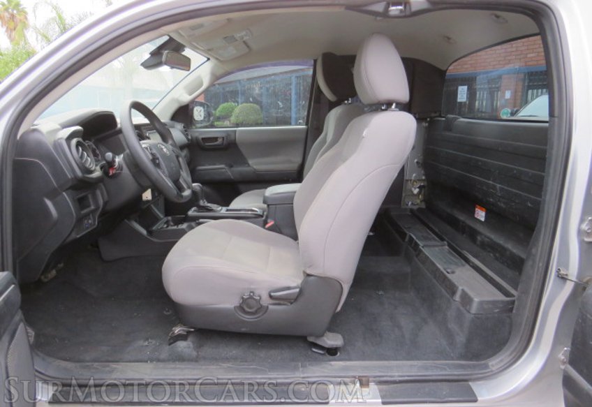 2018 Toyota Tacoma - Image 25