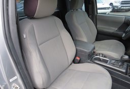 2018 Toyota Tacoma - Image 30