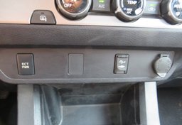 2018 Toyota Tacoma - Image 39