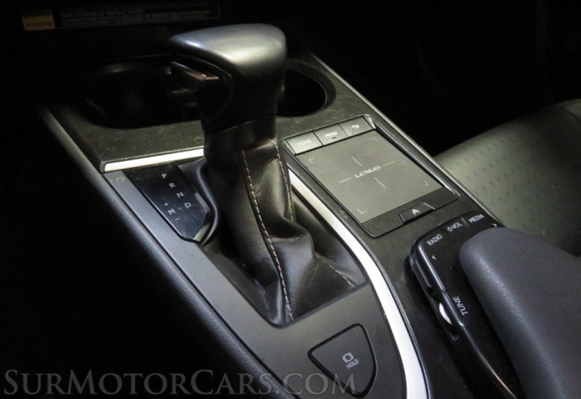 2021 Lexus UX 200 - Image 41