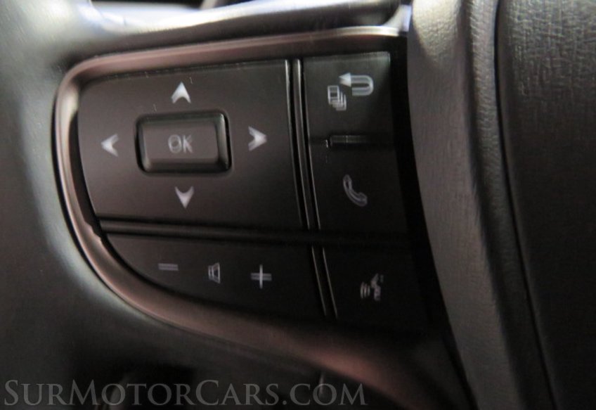 2021 Lexus UX 200 - Image 32