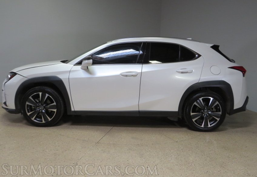 2021 Lexus UX 200 - Image 10