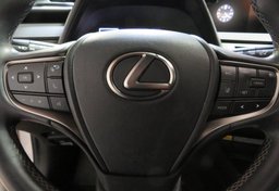 2021 Lexus UX 200 - Image 31