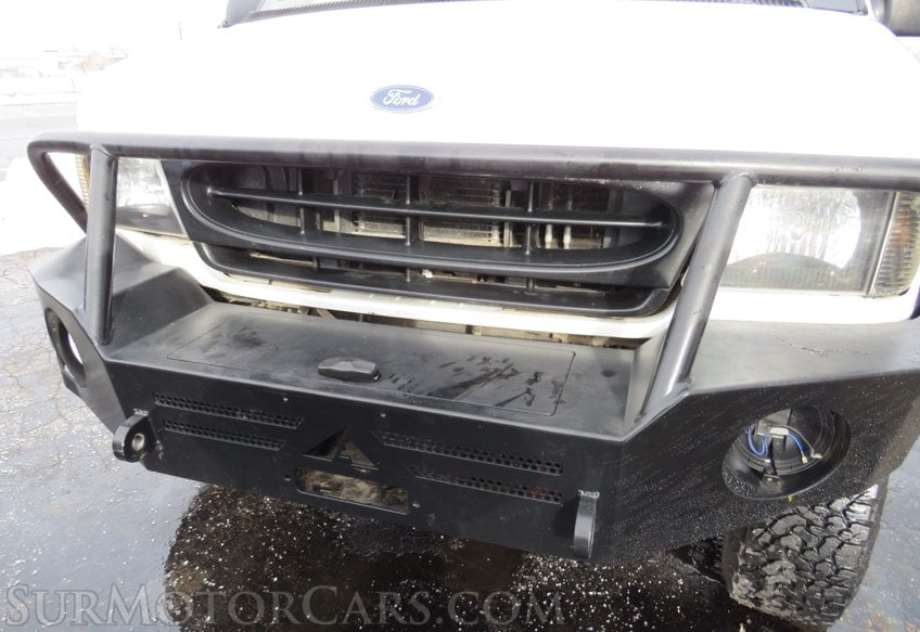 1998 Ford E-350 4X4 - Image 25