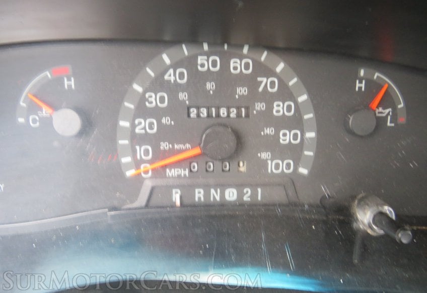 1998 Ford E-350 4X4 - Image 64