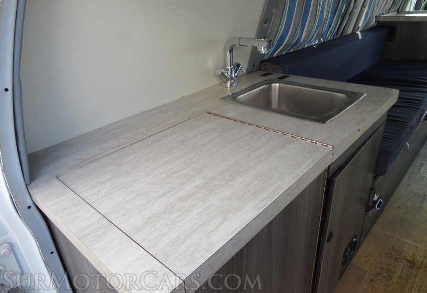 1998 Ford E-350 4X4 - Image 91