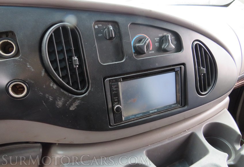 1998 Ford E-350 4X4 - Image 61