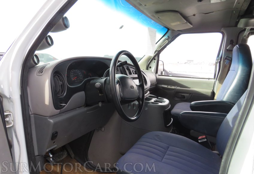 1998 Ford E-350 4X4 - Image 52