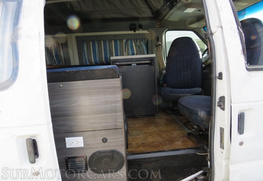 1998 Ford E-350 4X4 - Image 144