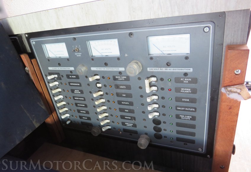 1998 Ford E-350 4X4 - Image 94