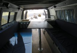 1998 Ford E-350 4X4 - Image 141