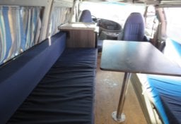 1998 Ford E-350 4X4 - Image 97