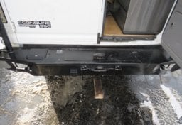 1998 Ford E-350 4X4 - Image 45