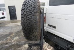 1998 Ford E-350 4X4 - Image 42