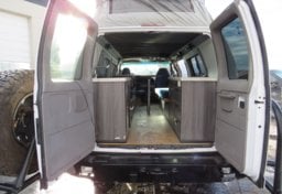 1998 Ford E-350 4X4 - Image 105