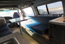 1998 Ford E-350 4X4 - Image 123