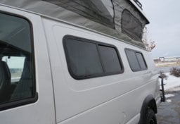 1998 Ford E-350 4X4 - Image 35