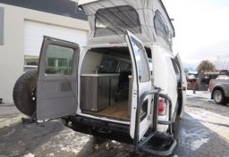 1998 Ford E-350 4X4 - Image 22