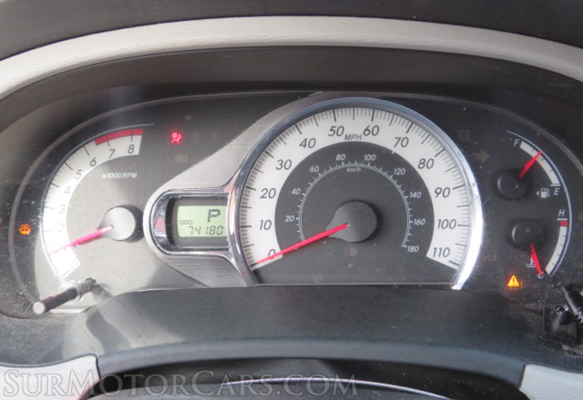 2014 Toyota Sienna - Image 40