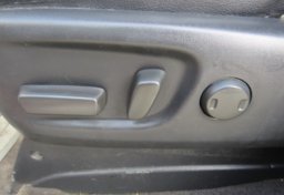 2014 Toyota Sienna - Image 47