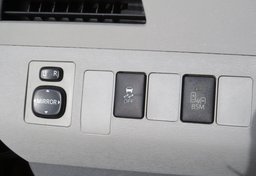 2014 Toyota Sienna - Image 35